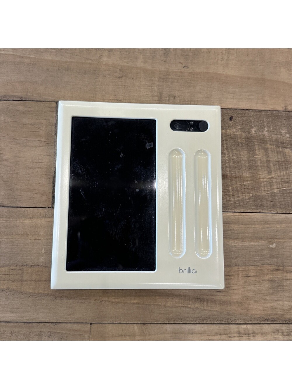 Brilliant Smart Home F2 2-Gang Control Touchscreen Dimmer Faceplate 850-00038
